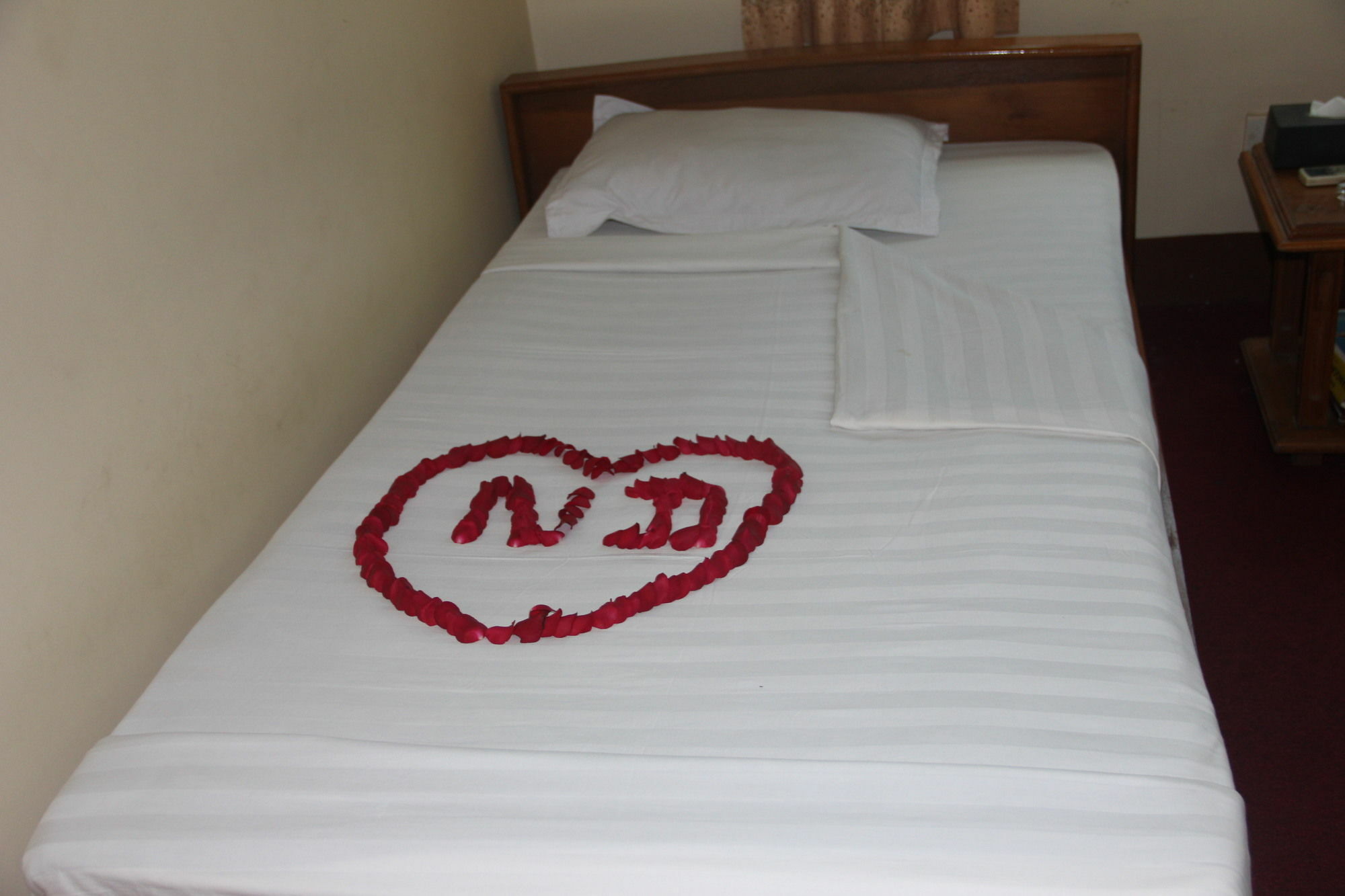 יאנגון Nice Day Hotel מראה חיצוני תמונה